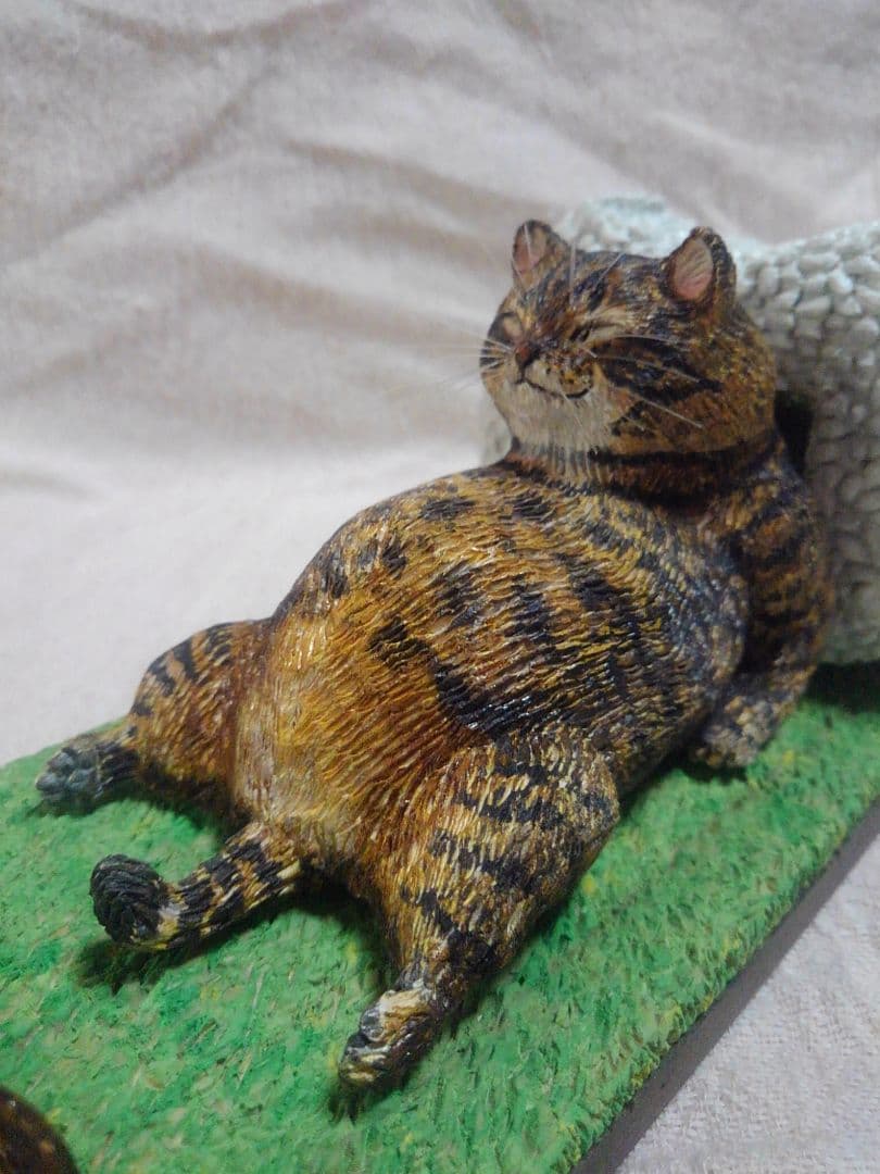 木彫りのデブ猫ボスの置物 木彫り猫 322 置物 ハンドメイド インテリア オブジェ - メルカリ
