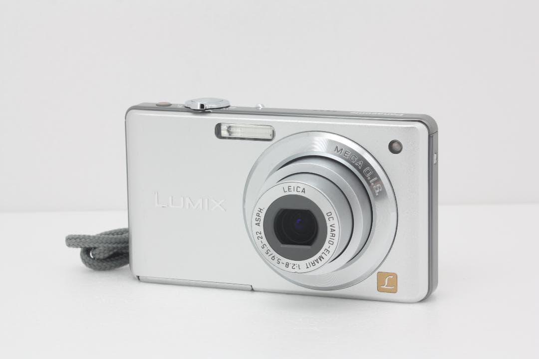 Panasonic LUMIX DMC-FS6 シルバー 完動品 #355b - メルカリ