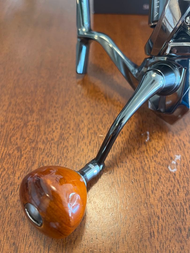 22ステラC3000XG ウォーターランドラウンドノブ/替スプール付き - メルカリ