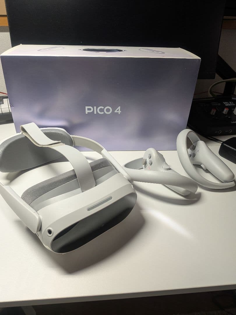 PICO 4 VRヘッドセットとコントローラー　128G Amazon.com: PICO 4 128G VR ヘッドセット ホワイト(ピコ 4) White
