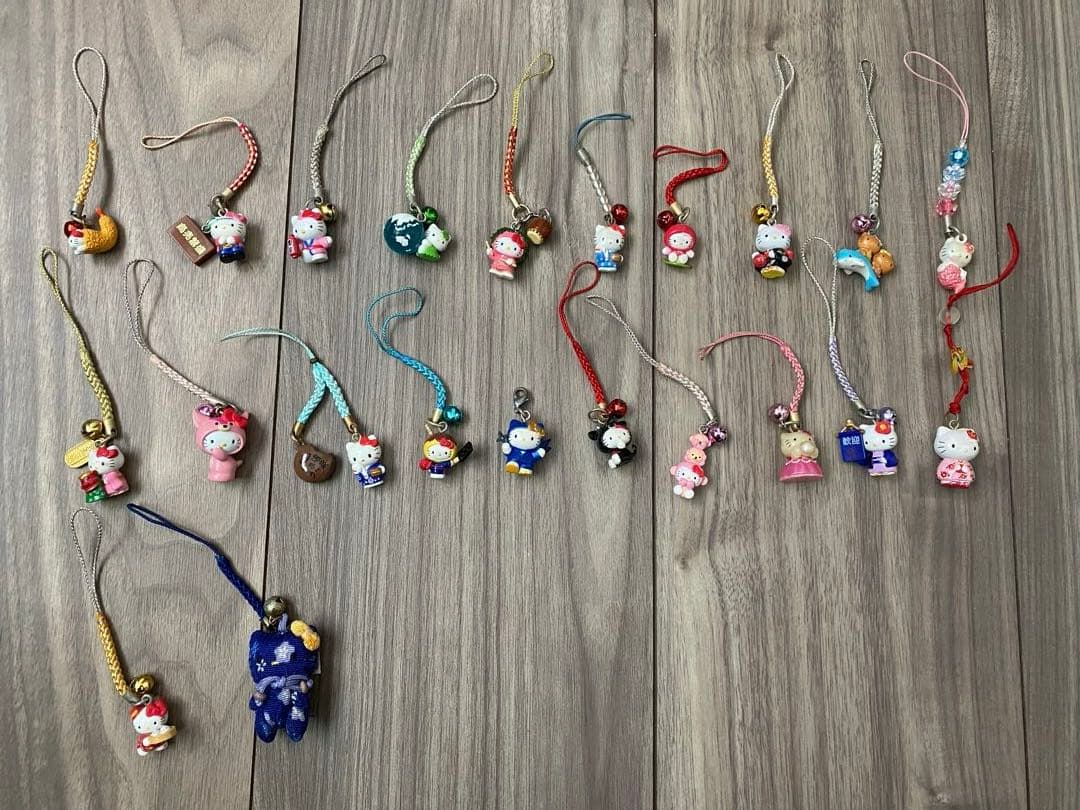 ご当地キティ ストラップ 22個セット まとめ売り 平成レトロ 販売終了レア品含む】22個セット ご当地キティちゃん 根付けストラップ
