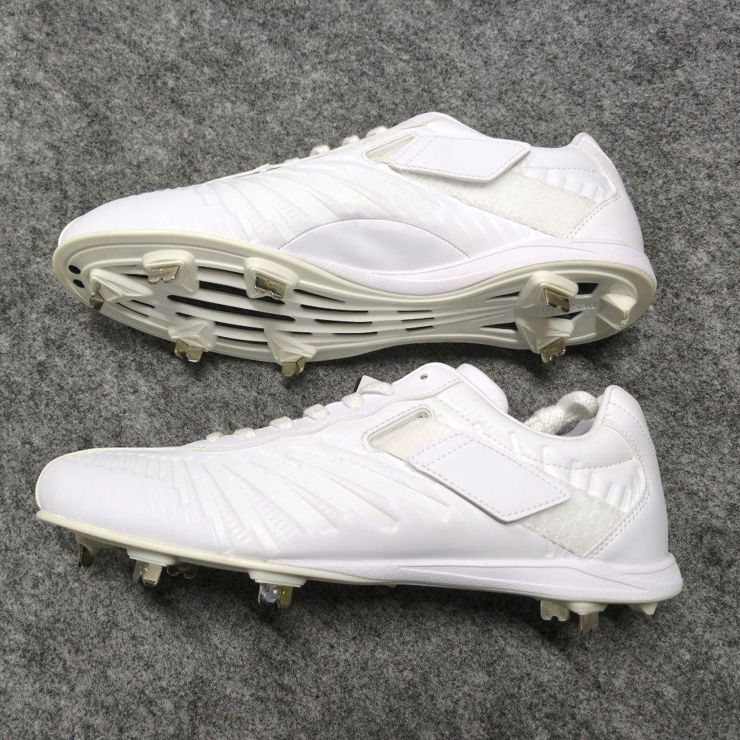 デサント　コウノエベルトスパイク2G　28.0cm