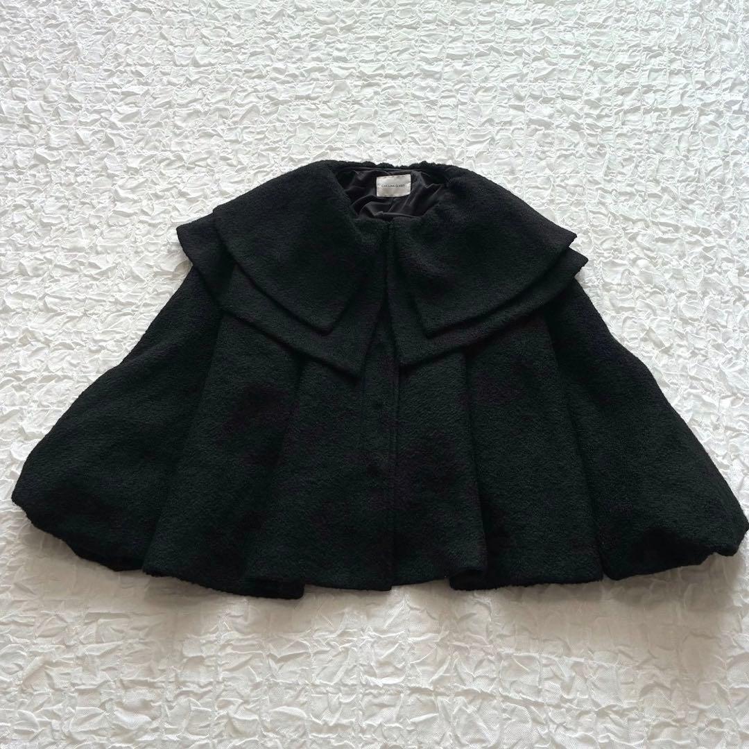 カロリナグレイサー ダブルカラーショートコート F ボリュームスリーブ 大きめ襟 CAROLINA GLASER（カロリナ グレイサー）の「CAROLINA GLASER / ダブル