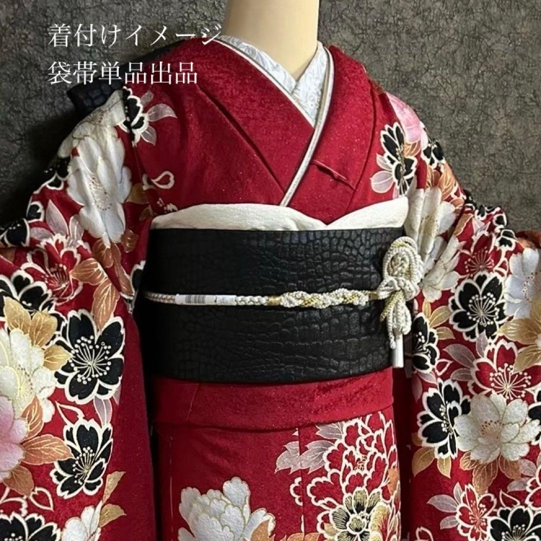 袋帯 日本製 振袖用 おしゃれ用 艶やか 型押 黒袋帯 新品 - メルカリ