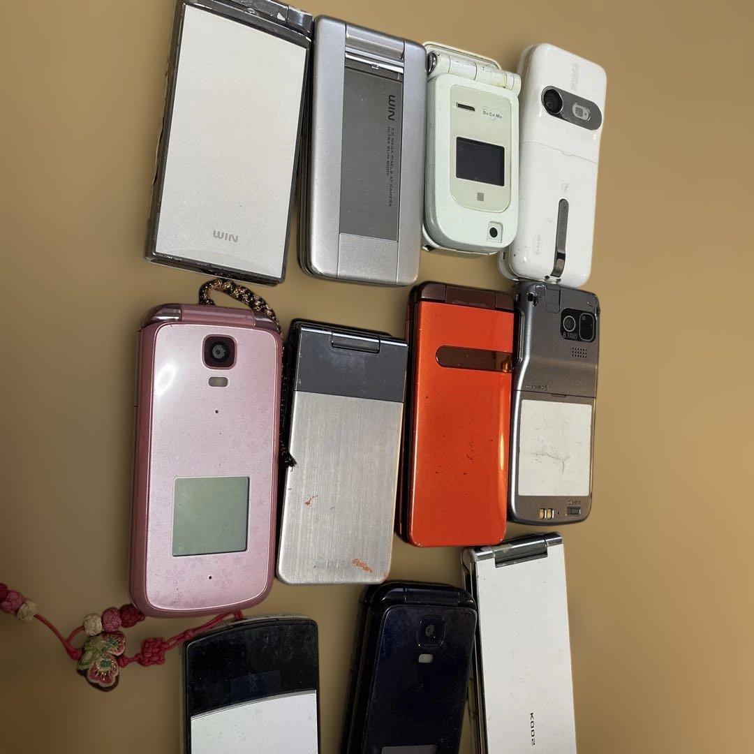 大量 携帯電話 ガラケー docomo/au 他 11台 ジャンク 部品取り - メルカリ