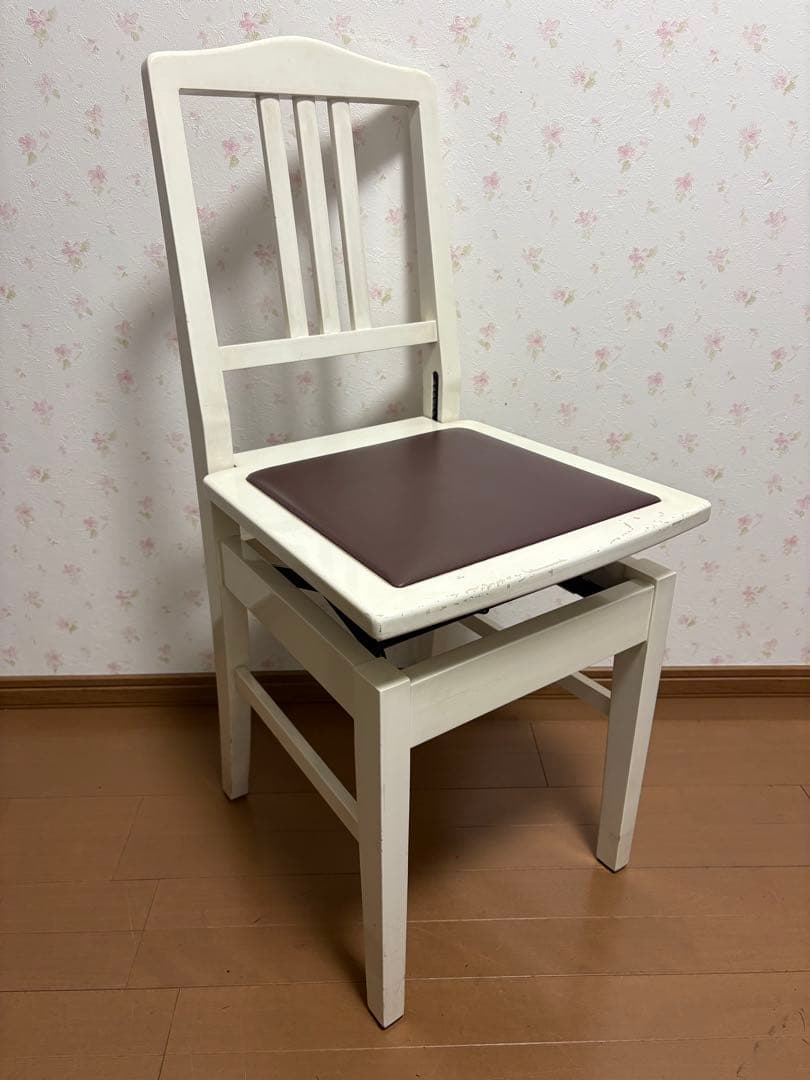 YAMAHA トムソン椅子　No.5 ホワイト　アップライト　ピアノ椅子 its】特注色（ホワイト）の背付きピアノ椅子 甲南 KONAN No.5 昔からの