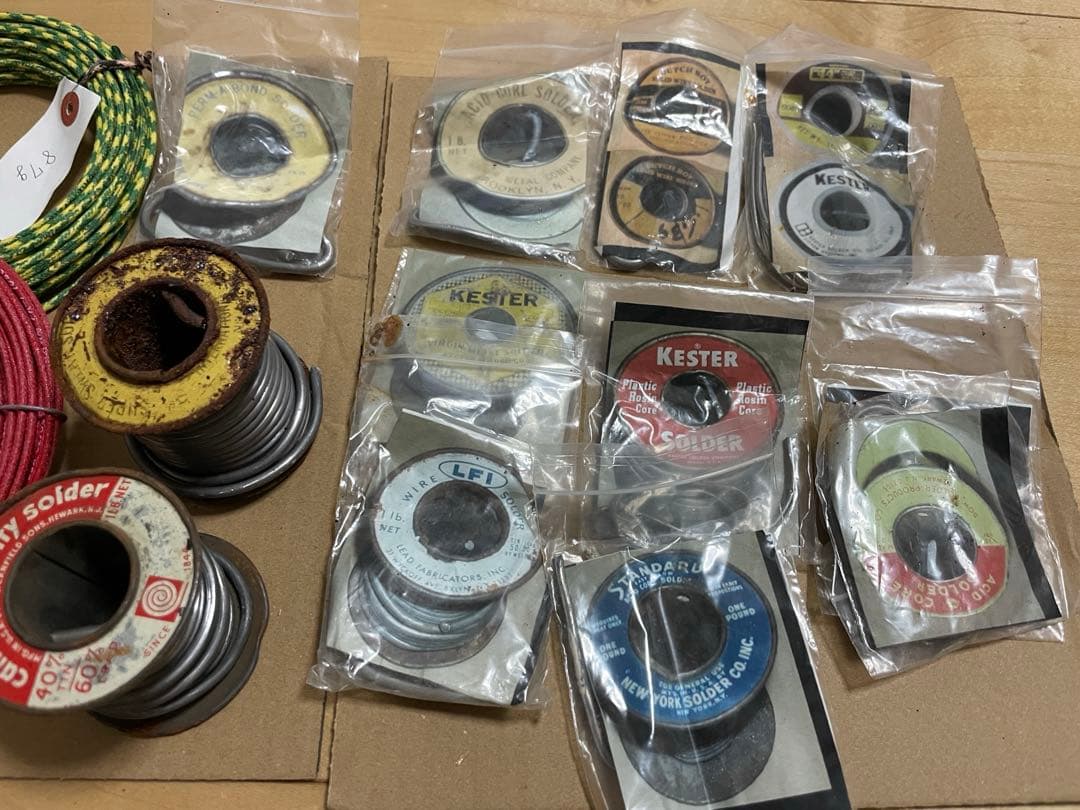 ビンテージ ハンダ ワイヤー KESTER等たくさん 188#】KESTER“88” こんなに楽なハンダは珍しい!〔50cm〕 | VWD21