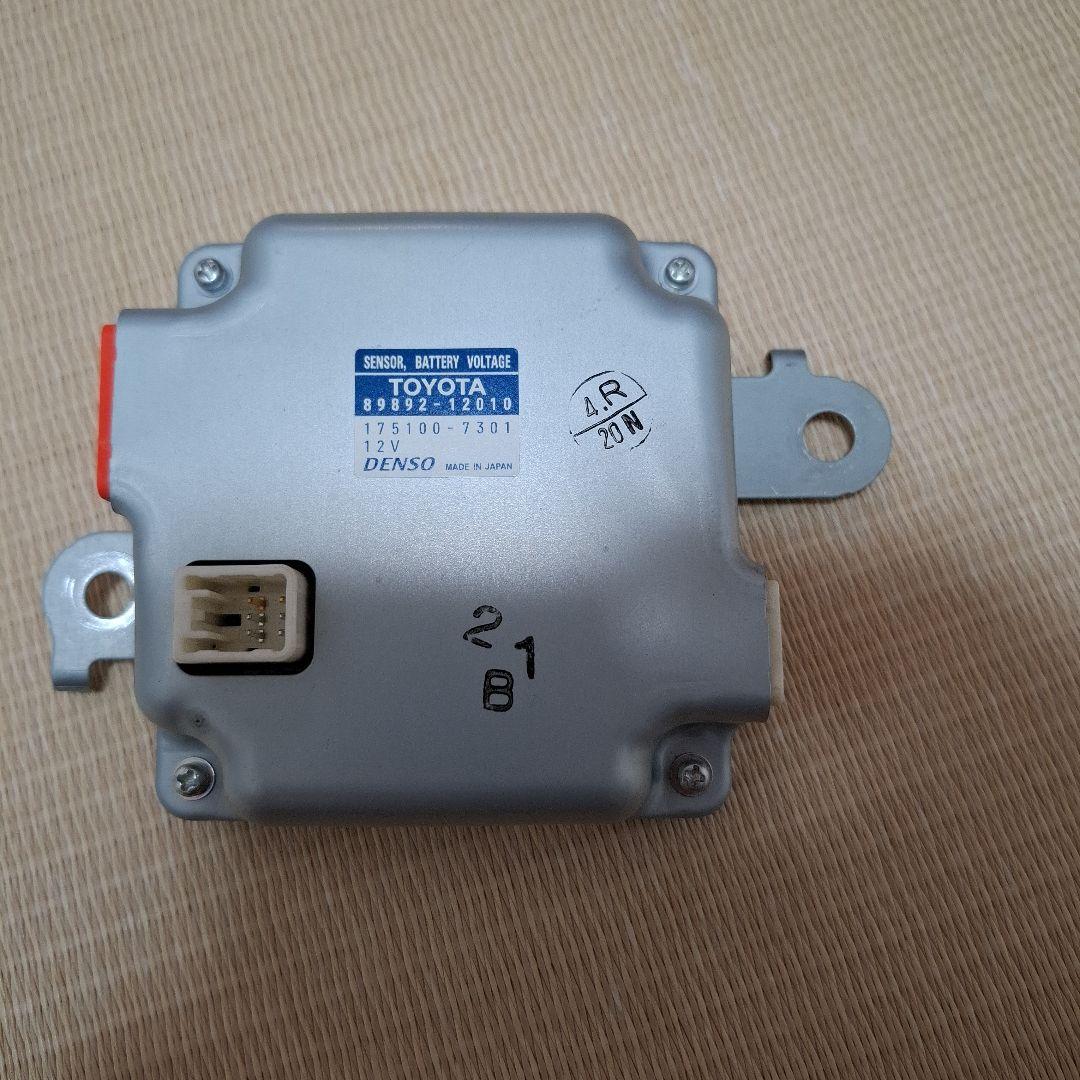 ノア　HV　ボルテージセンサー トヨタ ノアハイブリッド ハイブリッドバッテリー ボルテージセンサー