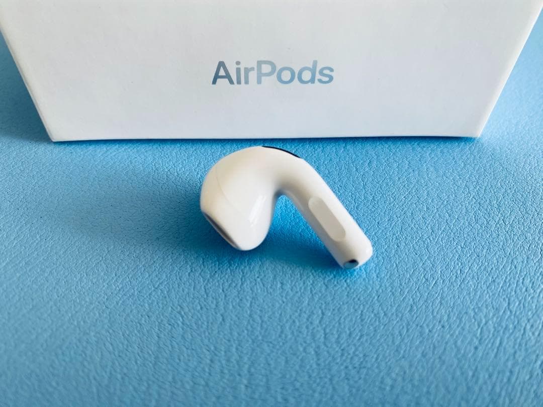 AirPods 第4世代 L片耳 左耳のみ イヤホン A3056 IQSY