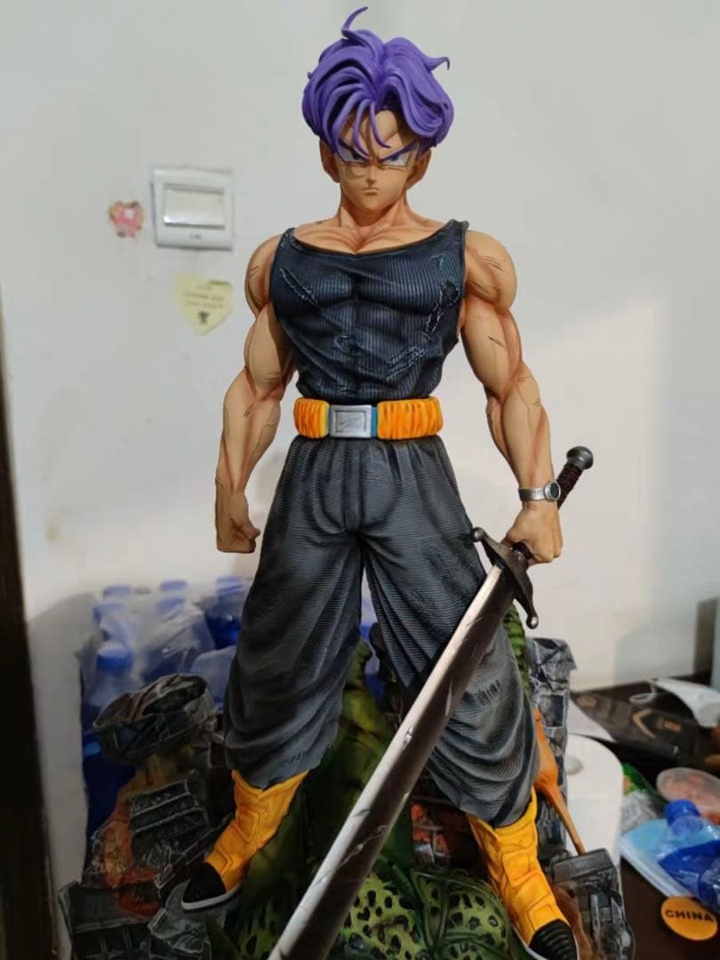 ドラゴンボールUCS トランクスガレージキット