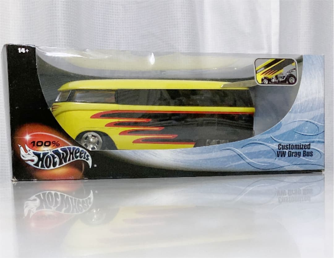 HotWHeeLs Customized VW Drag Bus 1/18 - メルカリ
