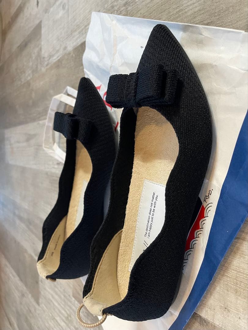 Lynn様 【美品】Offen / Pointed-RUBAN 黒 サイズ37