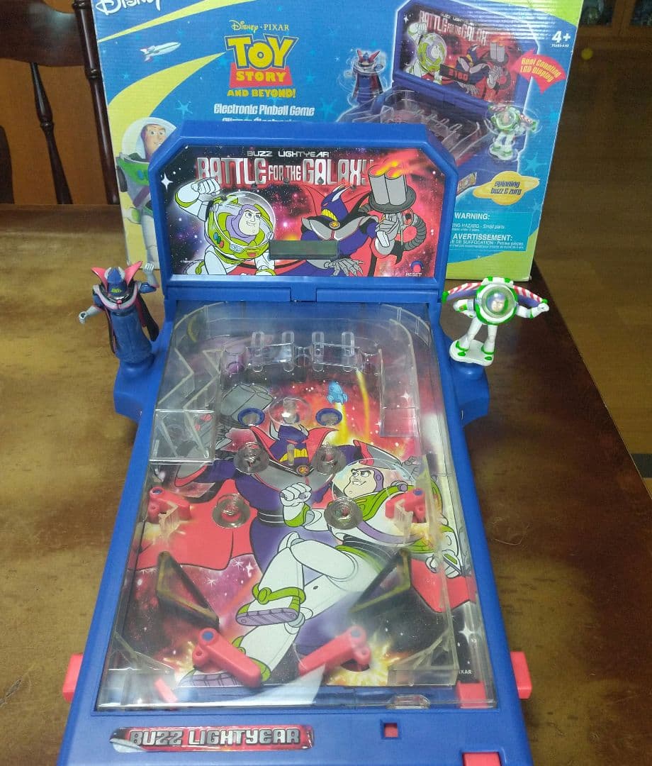 ディズニー 玩具 トイストーリー バズライトイヤー 卓上ピンボール