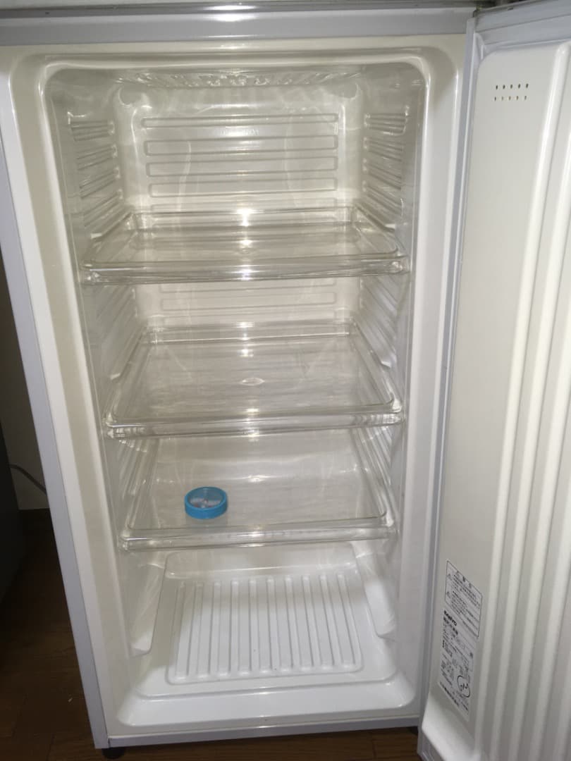 サンヨー HF-10M 冷凍庫 - メルカリ