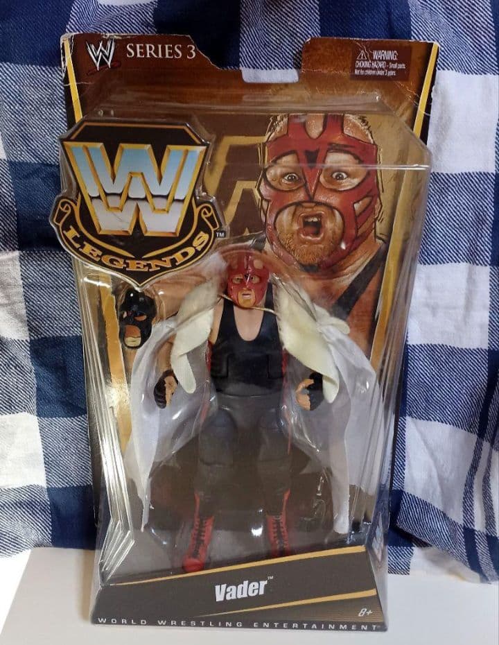 WWE ビッグバンベイダー フィギュア(訳あり) - メルカリ