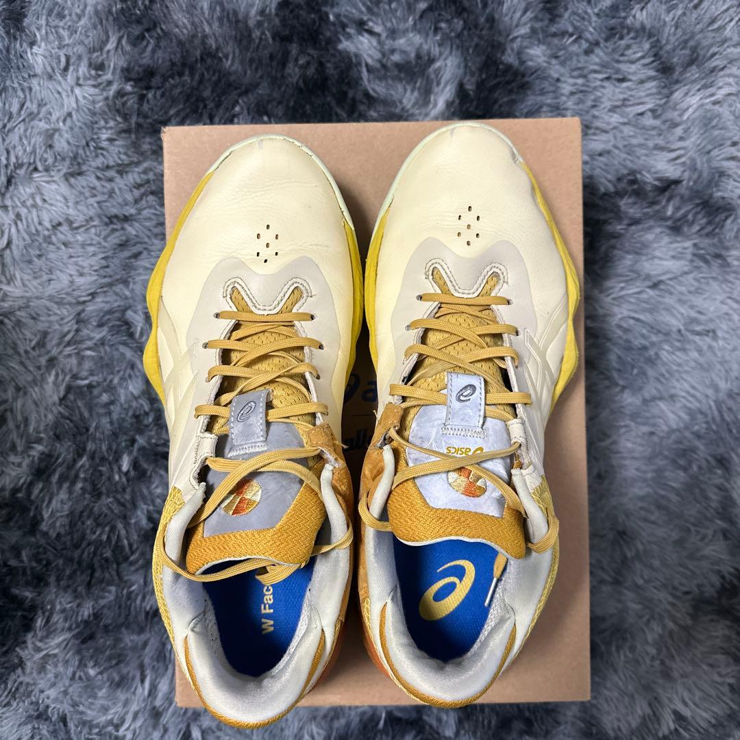 ASICS バスケットボールシューズ ホワイト/イエロー asics バスケットボールシューズ ホワイト/イエロー - メルカリ