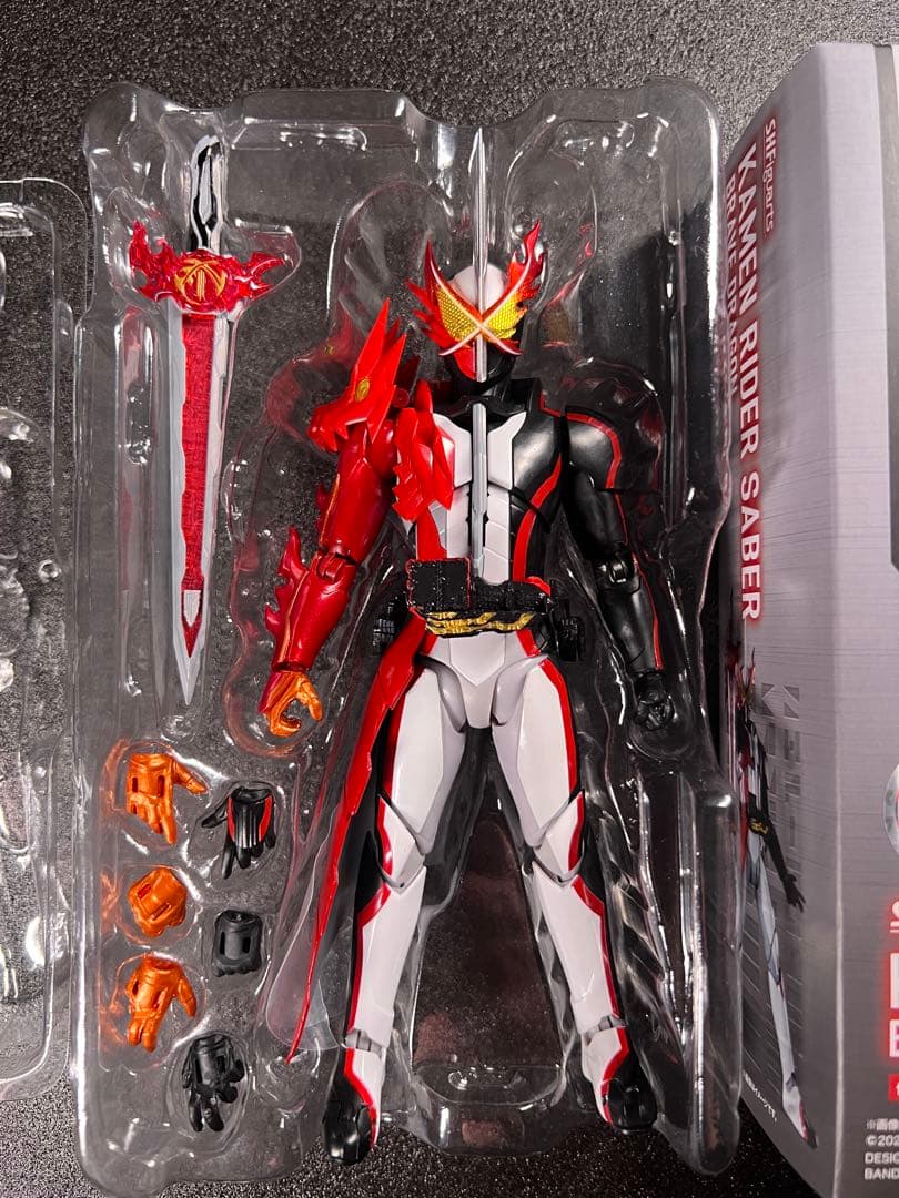 S.H.Figuarts 仮面ライダーセイバー 9種　フィギュアーツ