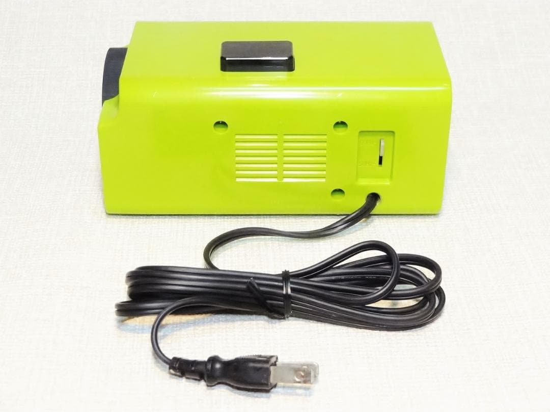 セイコー デジタルクロック パタパタ時計 DP663M【黄緑】動作確認済み