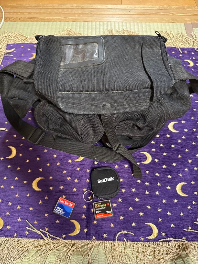 Canon EOS デジタル一眼レフカメラ 18-55mm、望遠レンズ、バック付