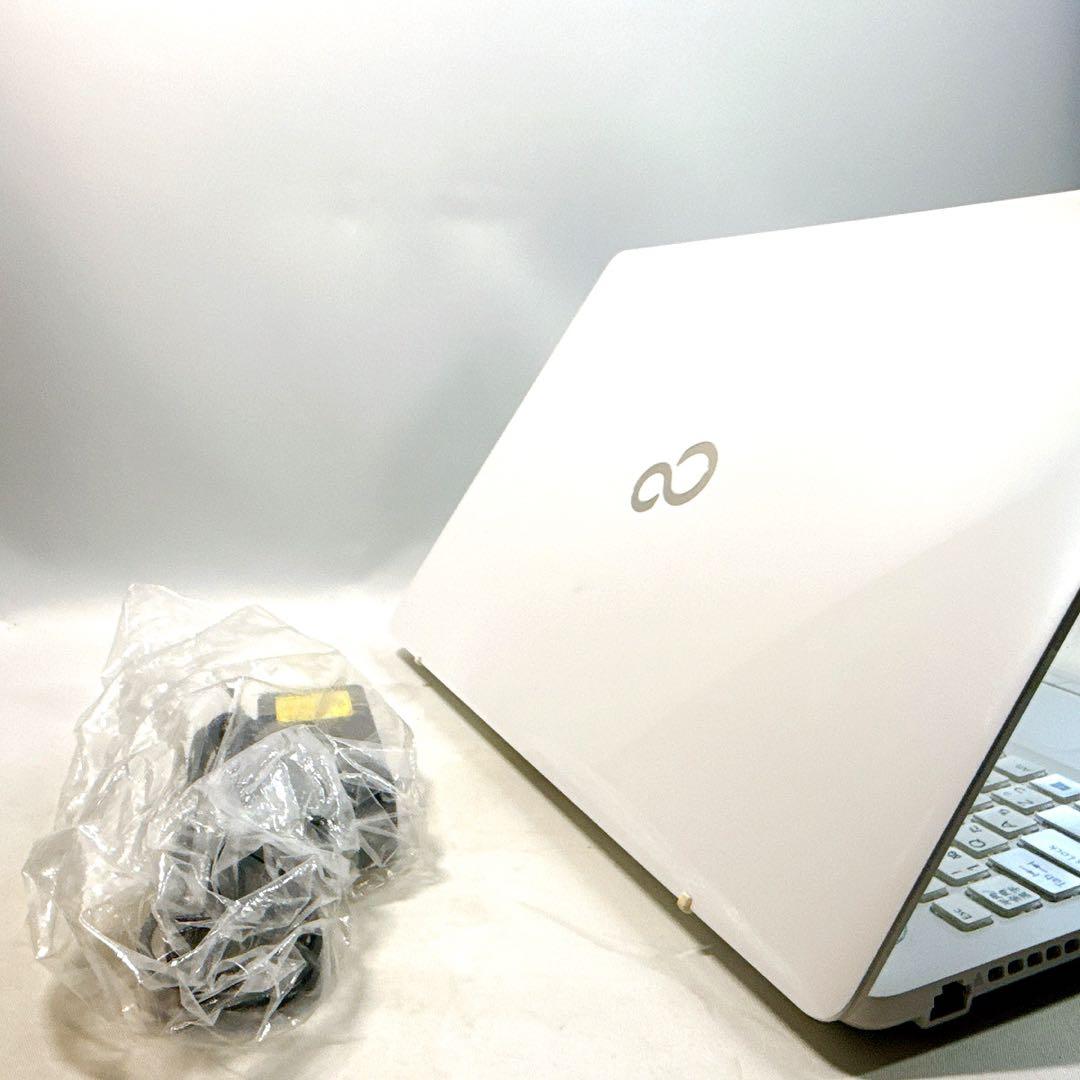 Core i7✨SSDメモリ8GB✨Windows11 ✨ノートパソコン - メルカリ