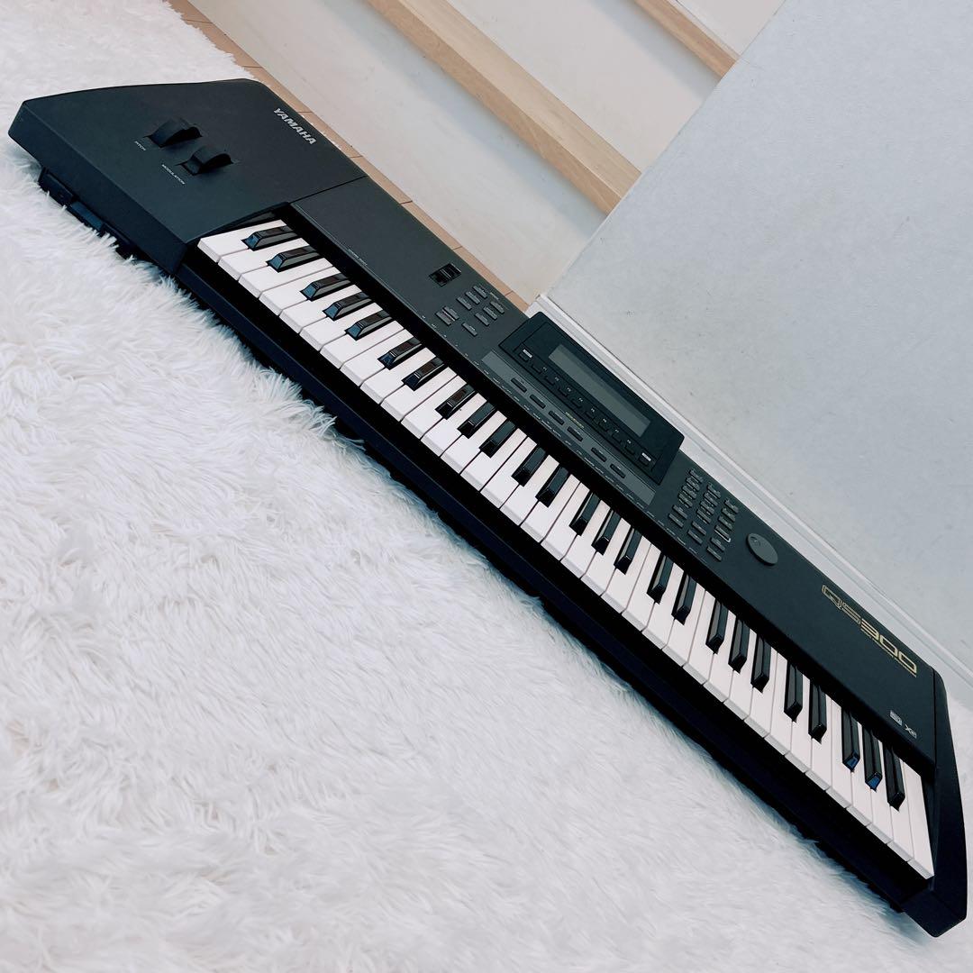 美品】YAMAHA QS300 動作品 音出しOK シーケンサー内蔵 XG音源 - メルカリ