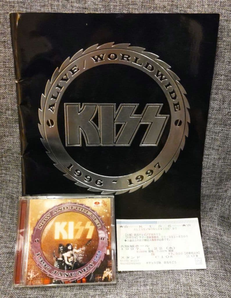 ☕KISS January 22,1997 CD・パンフ・チケット半券セット Kiss live in Japan 🇯🇵 1978 the first in a set of 5 lps Gene