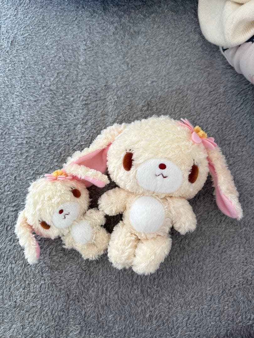 美品】 シュガーバニーズ はなうさ 当時品 キーホルダーサイズ - メルカリ