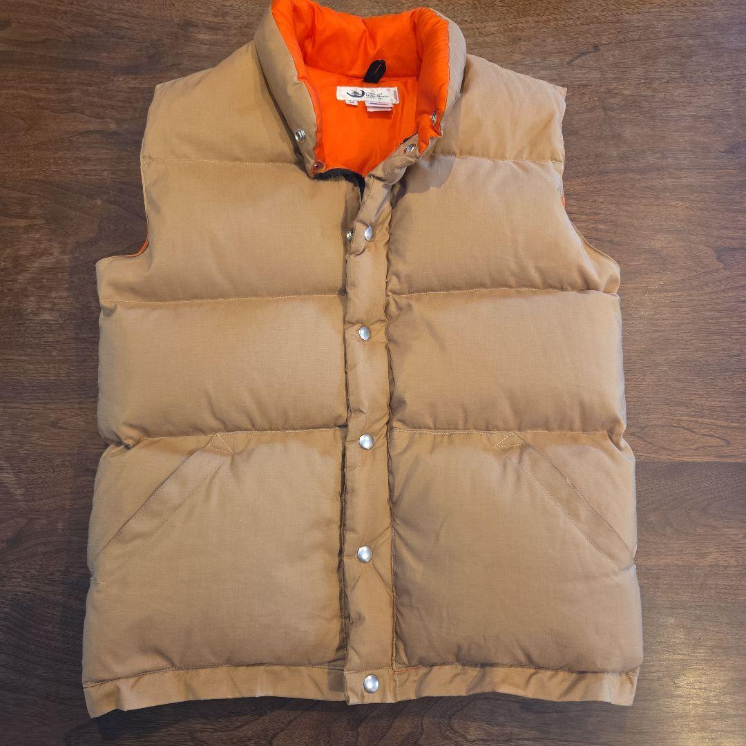 Crescent Down Works ダウンベスト M ベージュ/オレンジ Crescent Down Works North by Northwest Vest | Tan & Rust