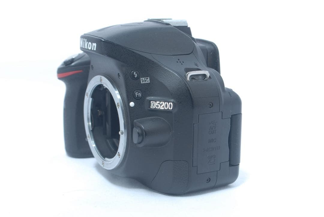 初心者おすすめ♥️Nikon D5200♥️スマホ転送 一眼レフカメラ 望遠