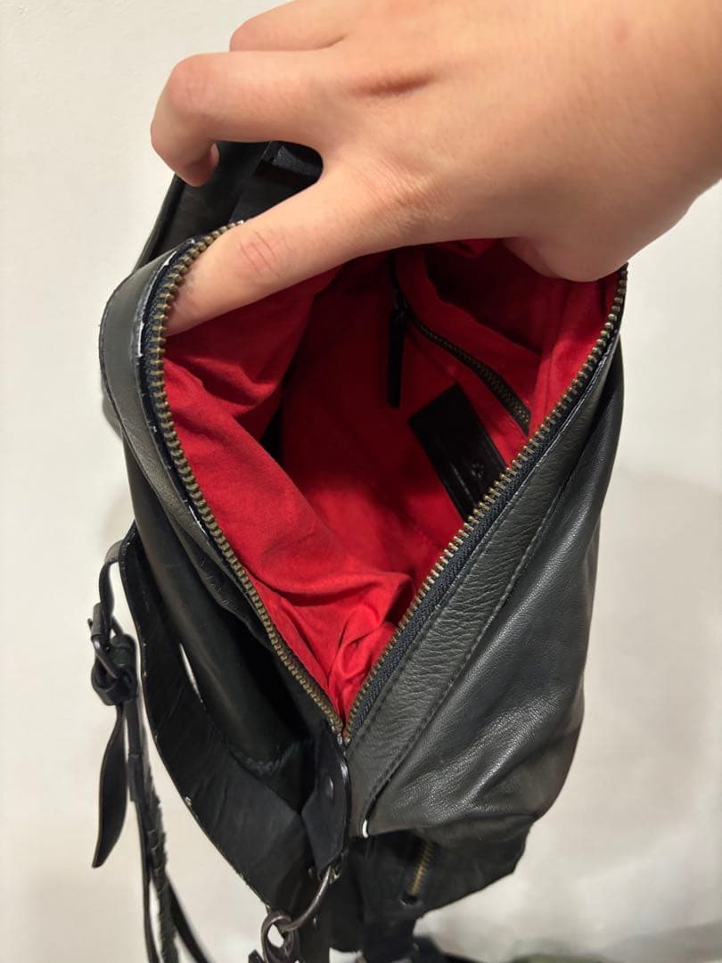 A.F.VANDERVORST 2011年