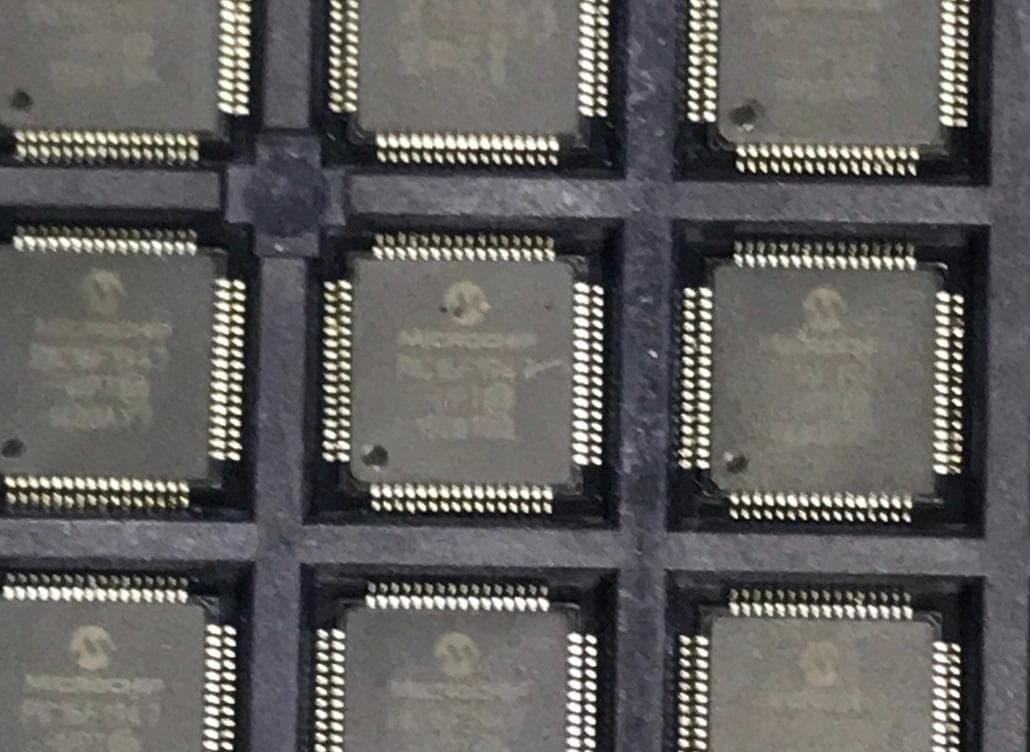 PIC16F1947-I/PT 中古160個/TRAY入 PIC16F最上位版 - メルカリ