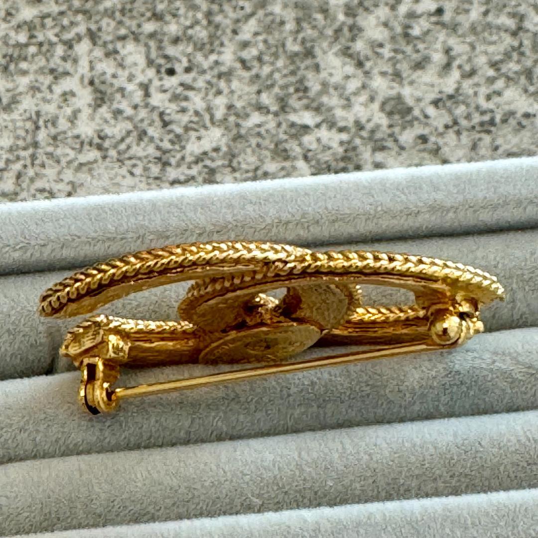 シャネル CHANEL ブローチ ヴィンテージ 1109 ゴールド - メルカリ