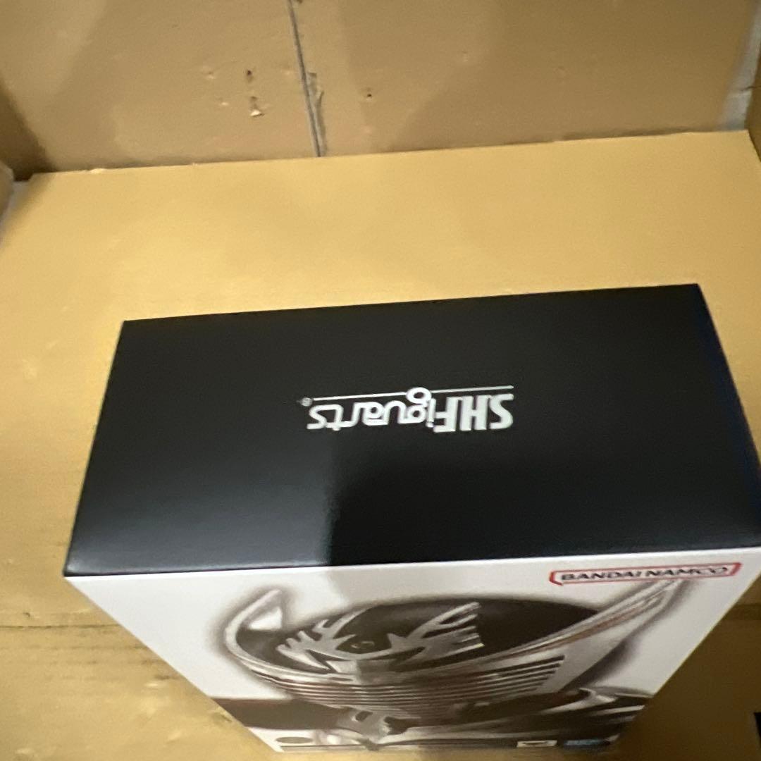 真骨彫製法　S.H.Figuarts 仮面ライダー龍騎