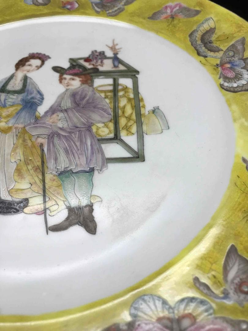 中国古美術大清道光年製在銘粉彩琺瑯彩 西洋人物バタフライ紋皿(A-5)