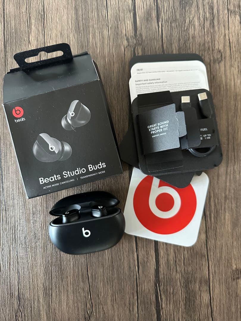 イヤホン Beats Studio buds Amazon.com: Beats Studio Buds - True Wireless Noise Cancelling