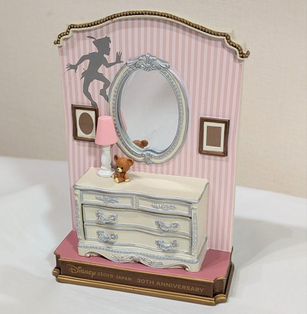 ディズニーストア 30周年 ピーターパン アクセサリーケース - メルカリ