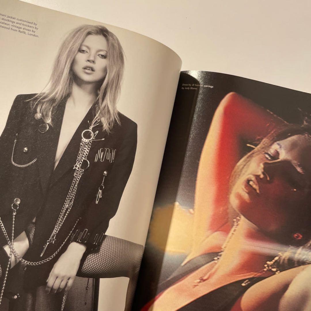 ケイト•モス表紙‼️ i-D Magazine KATE MOSS - メルカリ