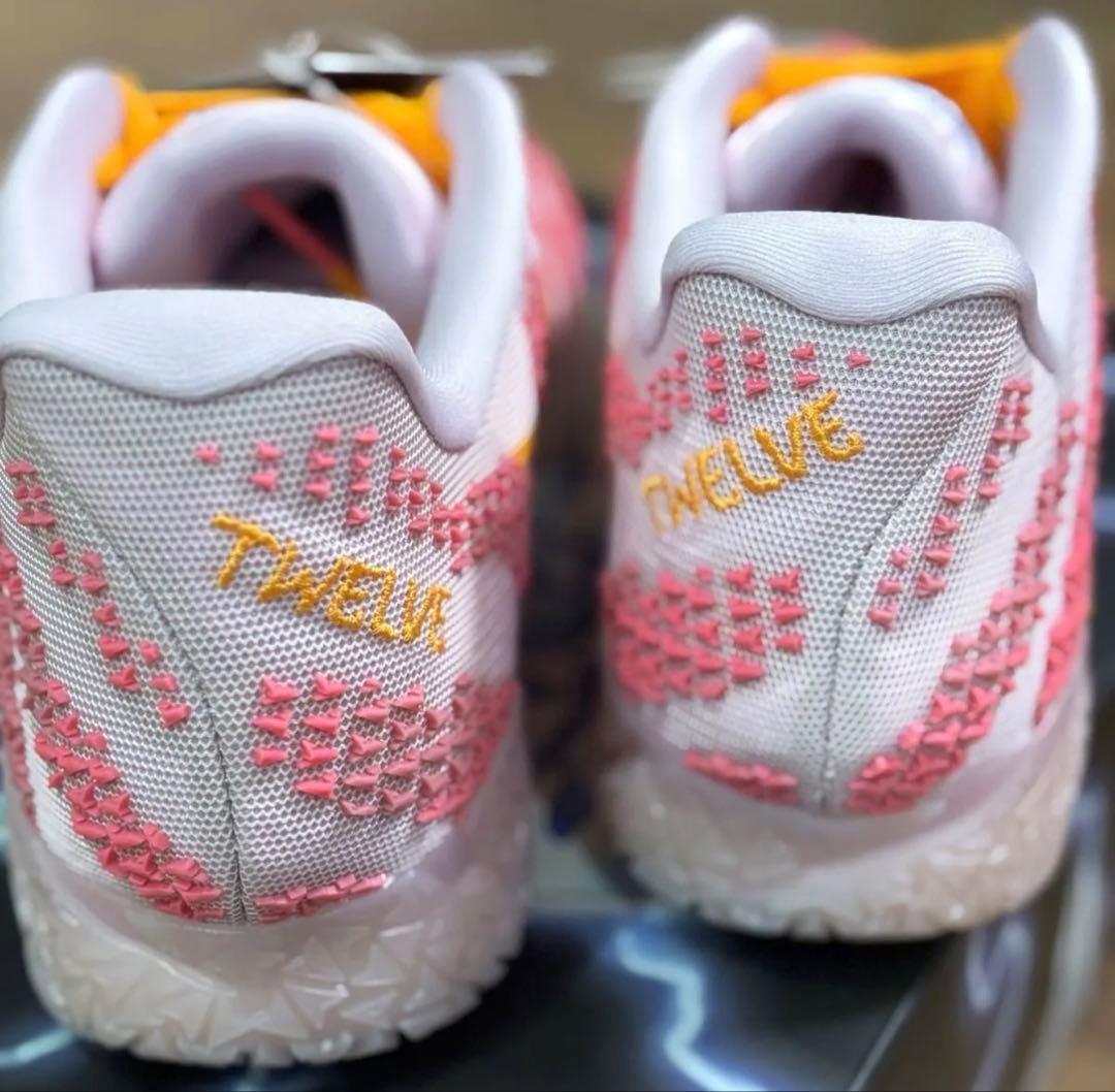 新品☆ナイキ ジャ3 JA3 バレンタイン バスケットボール 30㎝ Nike