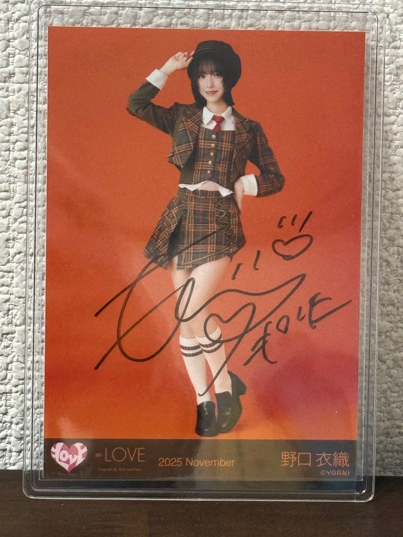イコラブラブソングに襲われる 歌唱衣装②野 口衣織 直筆サイン生写真
