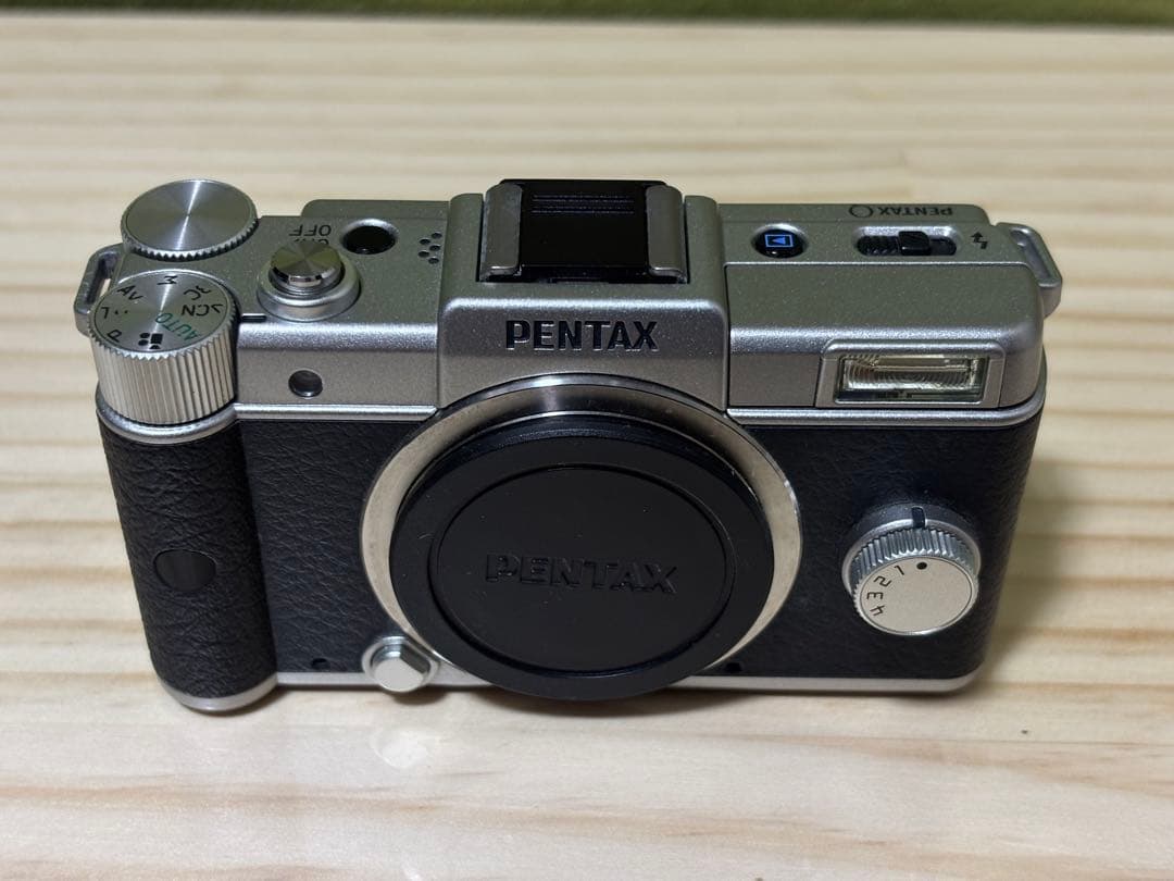 PENTAX Q limited silver 限定1600台 PENTAX ペンタックス Q Limited Silver リミテッド シルバー 限定1600