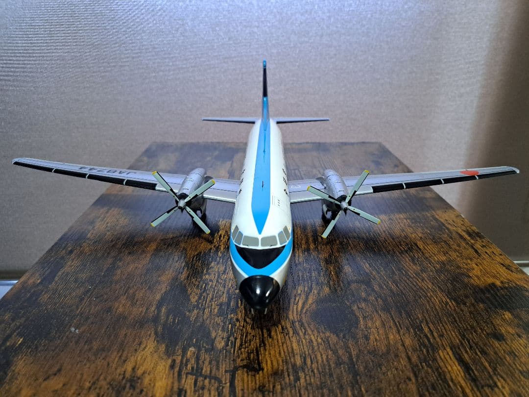 美品】ANA YS-11A モヒカン塗装 1/72 全日空商事 JA8744 - メルカリ