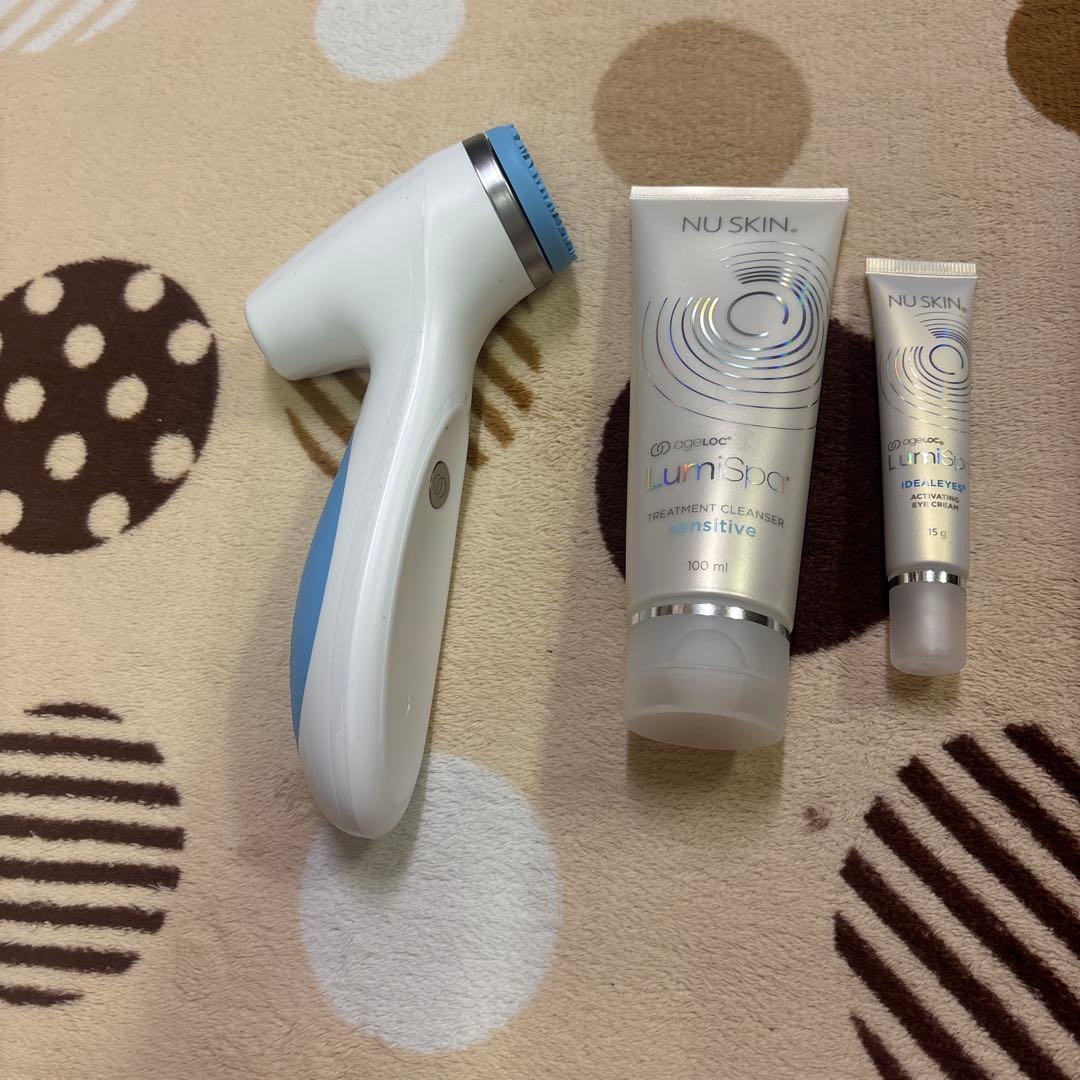 NU SKIN Lumispa 美顔器 クレンジングセット 洗顔時間を見直す”美顔器として注目を集める「ルミスパ」に、loT対応の