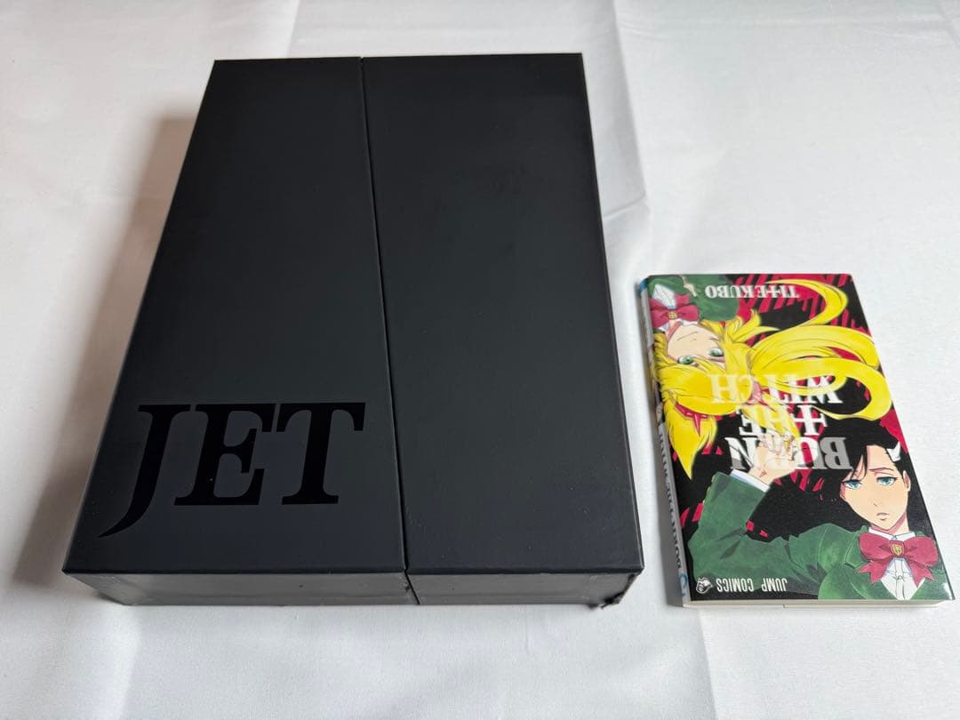 BLEACH JET 久保帯人 画集 完全受注生産 豪華版（特典冊子付き） BLEACHイラスト集 JET | 久保 帯人 |本 | 通販 | Amazon
