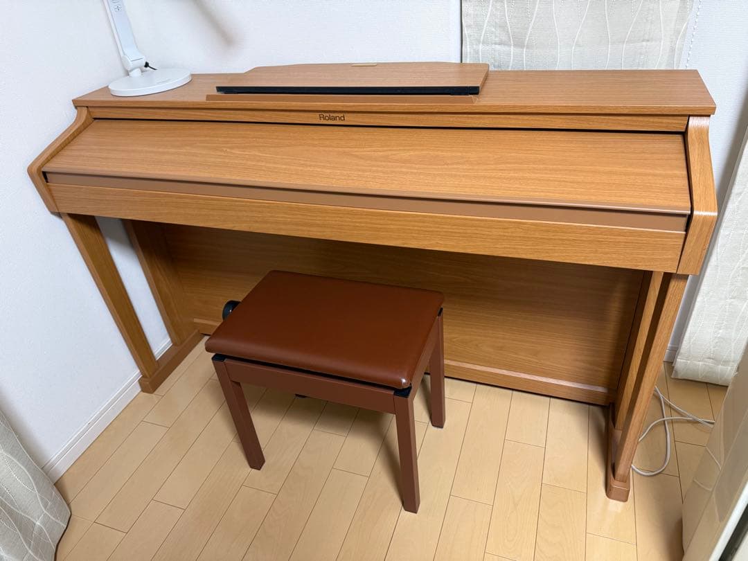 Roland HP504 電子ピアノ hp-504-cb_angle_main.jpg