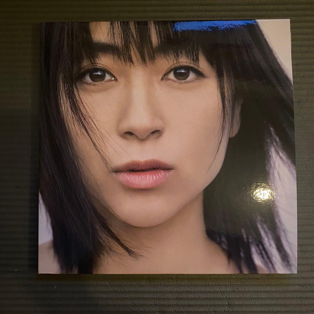 宇多田ヒカル 初恋 レコード フォトアルバム付き - メルカリ