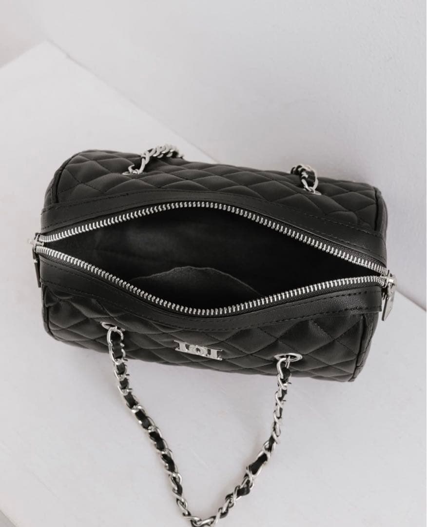 新品未開封 ダーリッチ 新宿5周年 ノベルティ キルティングミニ