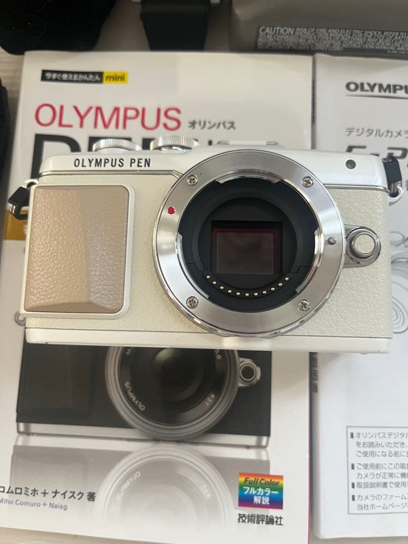 ♡OLYMPUS PEN Lite E-PL7 +付属品・レンズおまけはご希望で