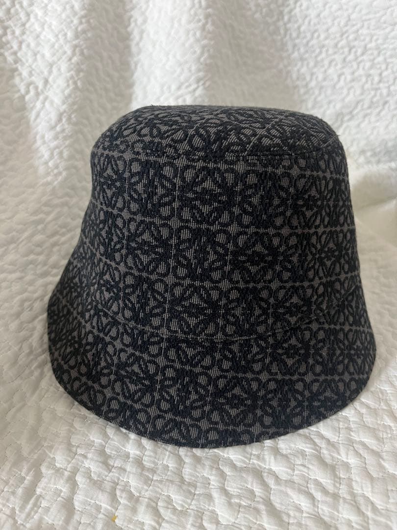 24時間限定価格】ロエベ バケットハット - メルカリ