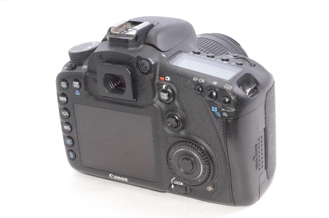 デジタルカメラ Canon EOS 7D/EF-S 18-55mm F3.5-5.6/BG-E7