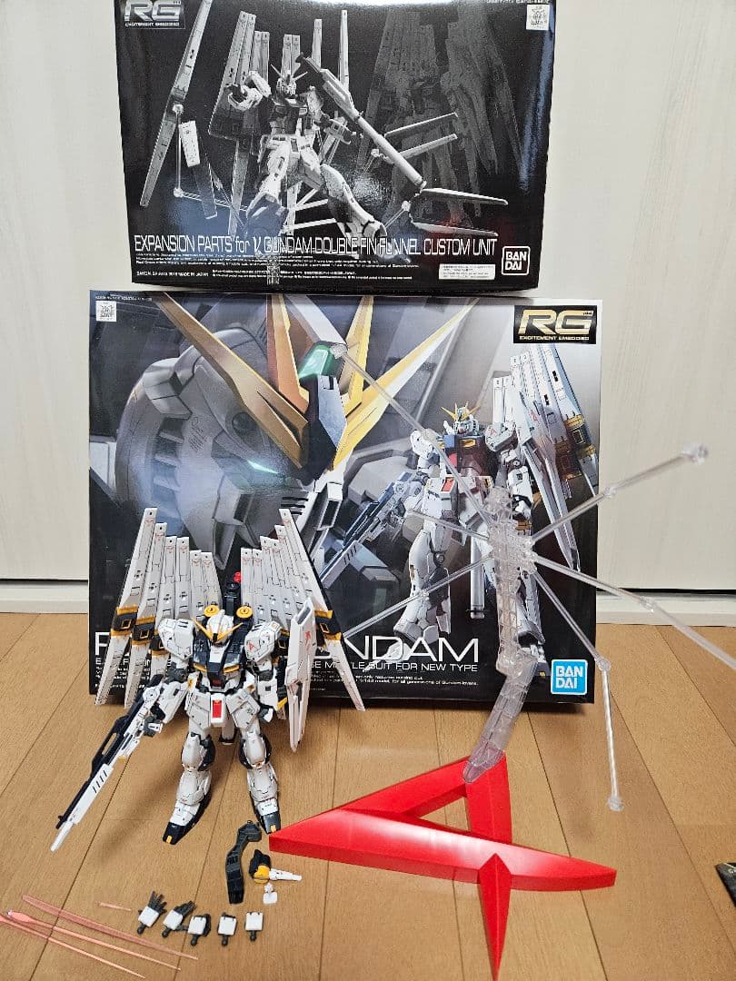 ガンプラ RG νガンダム プレバン ダブルフィンファンネル拡張ユニット RG 1/144 νガンダム用ダブル・フィン・ファンネル拡張ユニット【5次